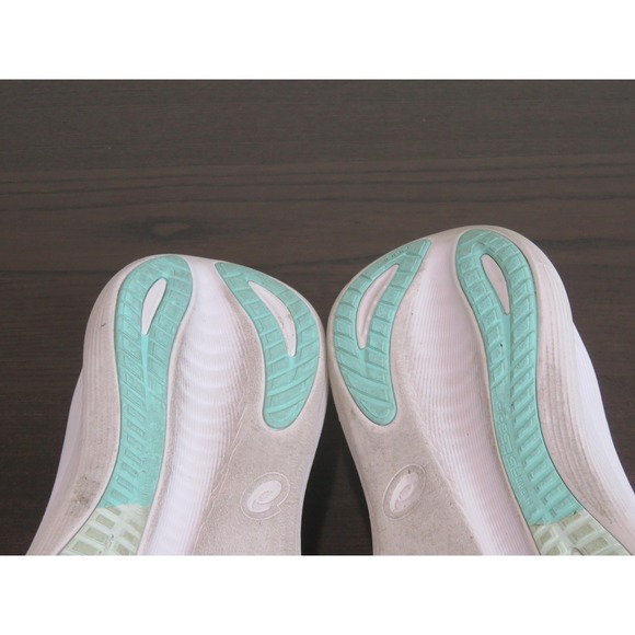 Asics Gel Nimbus 27 Running Shoes Womens Size 7.5 Gray Sneakers 1012B753 Road - Picture 9 of 11